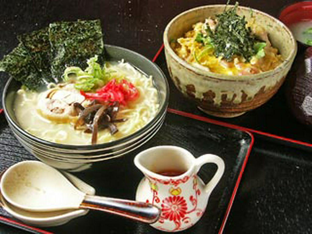 特製ラーメン＆とろ～り親子丼
