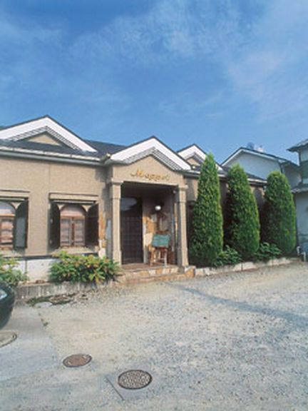 一軒家のレストラン