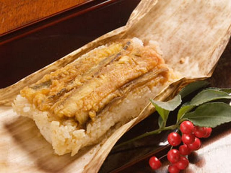 穴子が旨い「竹皮包み天丼」