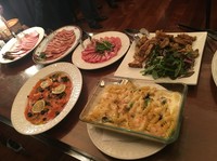本日のシェフおまかせ料理
・オードブル2種
・サラダ
・パスタ
・メイン料理(肉or魚)
・デザート
