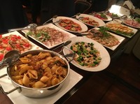 本日のシェフおまかせ料理
・オードブル2種
・サラダ
・パスタ
・メイン料理(肉or魚)
・デザート

