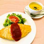 懐かしい洋食屋さんのオムライス　※ポタージュ・サラダ・コーヒー付