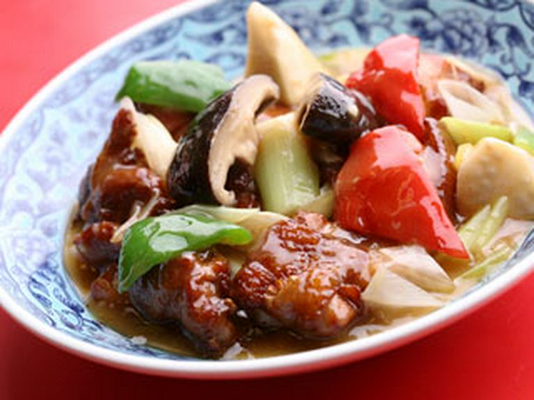 鶏肉揚げ物あんかけ