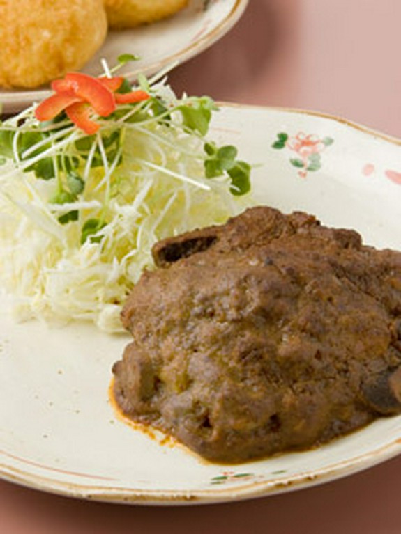 元祖なんです！　煮込ハンバーグ