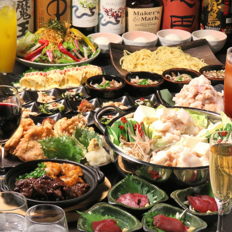 もつ鍋と黄金屋人気メニューを味わうお得なコースで忘年会