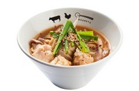 黄金屋特製のもつ鍋をランチタイム限定でカップスタイルでご用意いたしました。プリプリもつと野菜の旨みが染み込んだもつ鍋をひとりじめ!
※大盛り+170円
※ちゃんぽん麺入り+150円
※ライスセット+200円