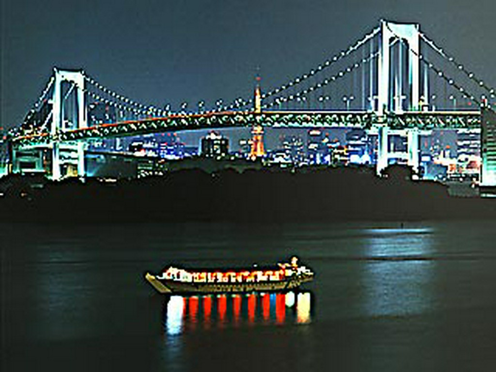 レインボーブリッジを潜って