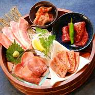選りすぐりの食材を仕入れています。
極上の焼肉がリーズナブルにお楽しみ頂けます。
『何を食べても美味しいお店』それが京昌園本店です。