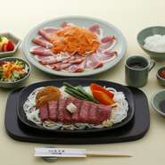 写真のハムは3人前です。実際のメニューとは異なる場合があります。