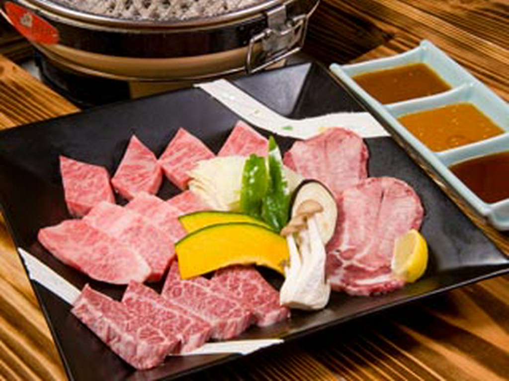 特上和牛セット（特ロース、特カルビ、和牛ハラミ、特上タン）