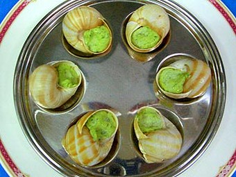 エスカルゴの殻詰め焼き　ブルゴーニュ風