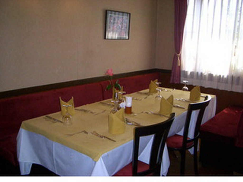 ８－１０人　個室