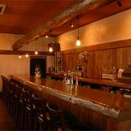 デートでのご利用や、お一人様の気軽な一杯にもお勧めです。