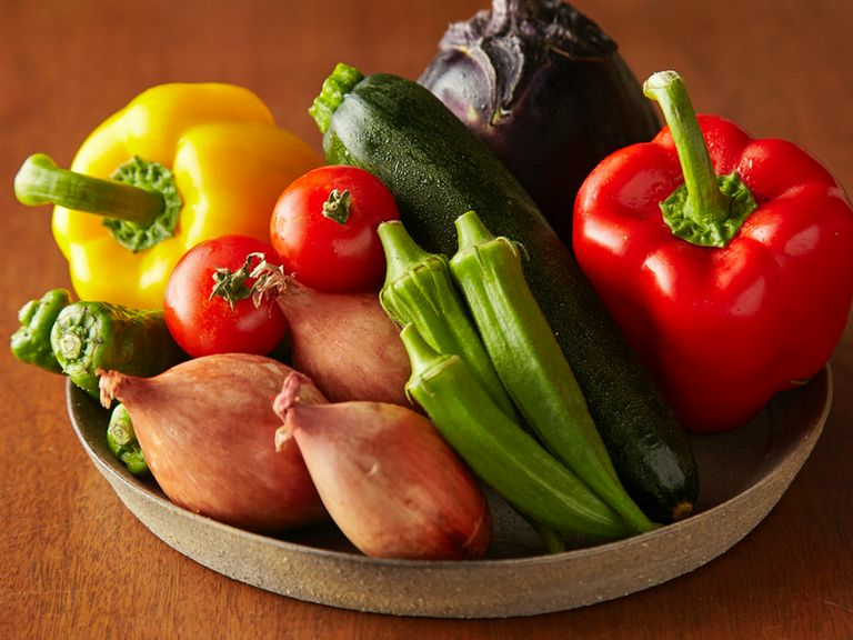 朝取れで新鮮なみずみずしい色鮮やかな「京野菜」