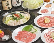 当店自慢の焼肉ともつ鍋が両方楽しめるお得なコースです。