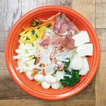 Sugar 10.18g Prosciutto and various cheese salad 