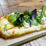 Smoked salmon and cream cheese Alfred sauce pizza
