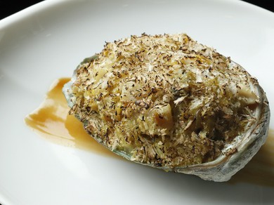 アワビのオーブン焼き　ポルトガル風