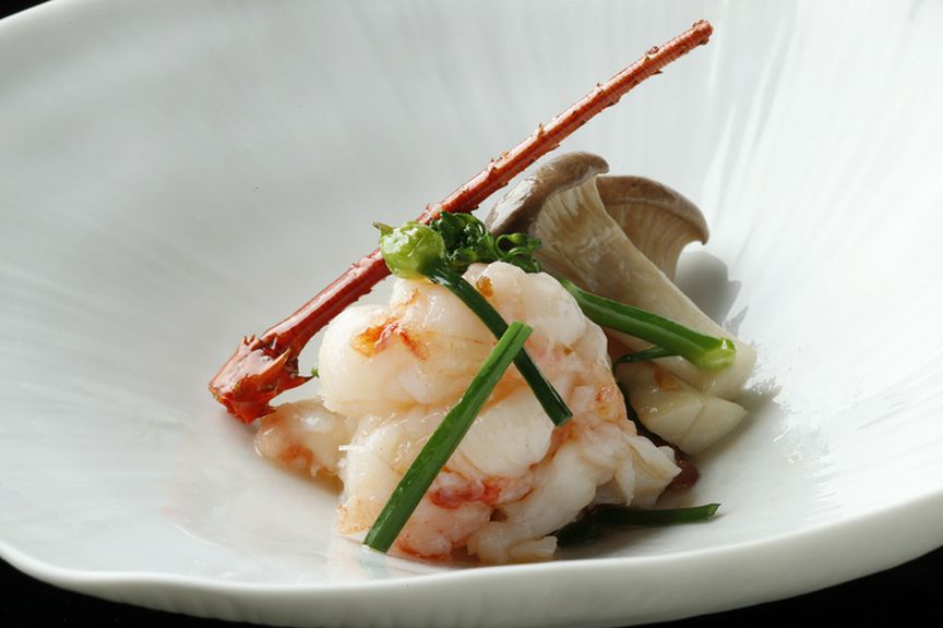 活イセエビの塩炒め