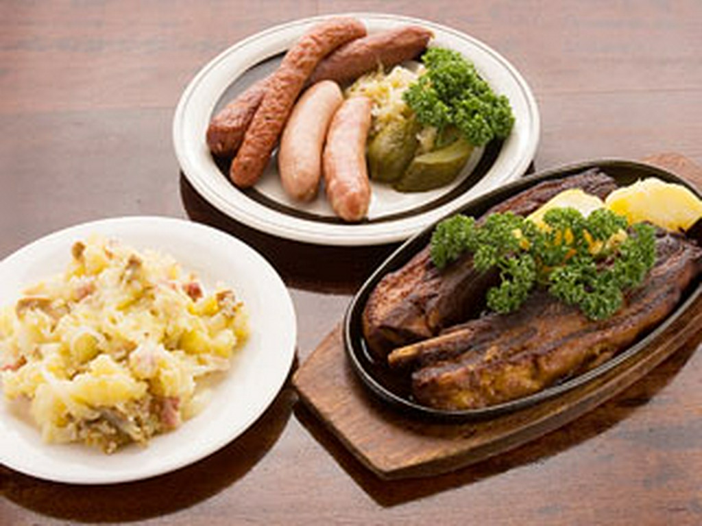 ボリュームたっぷりのドイツ本格家庭料理