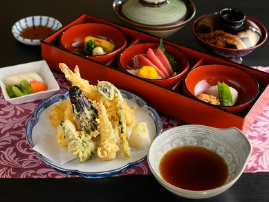 ワンランク上の贅沢な食事会を満喫『天ぷら御膳』