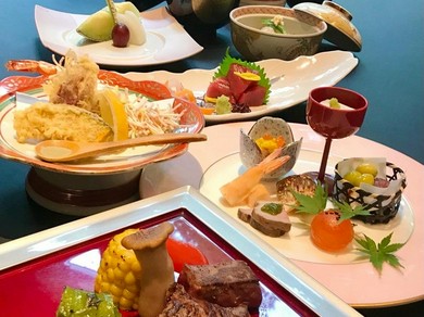 厳選食材使用。舌の肥えた大人の為の贅沢な会席料理が楽しめます