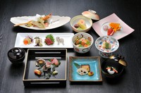 ・前菜
・造り
・焼物
・揚物
・食事
・デザート


※写真はイメージです