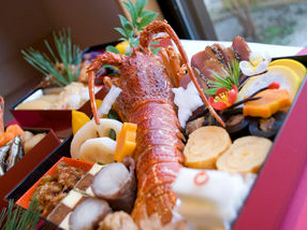 年末年始には毎年、おせちのご予約も承っております