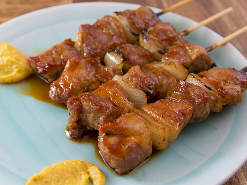 約60年の伝統の味『室蘭やきとり豚精肉』