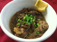 ステーキハウスならではの、牛すじです。
とろとろのに煮込まれています。