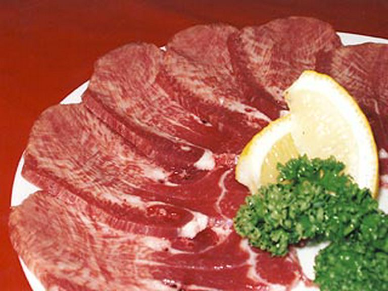 牛タン塩生レモンで