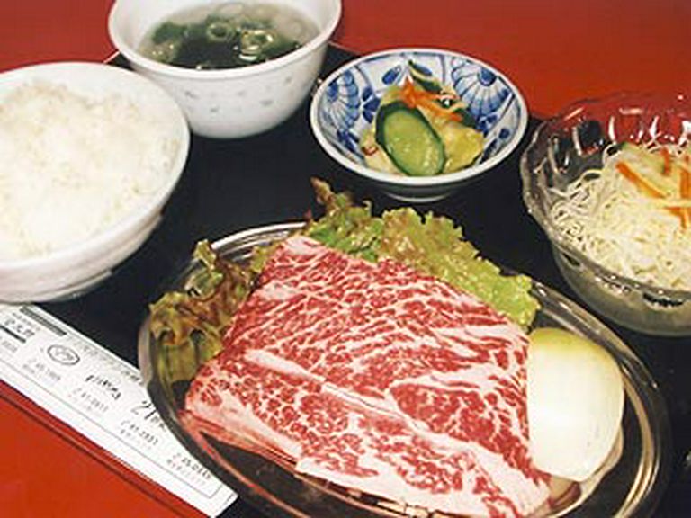 焼肉定食　ライス食べ放題