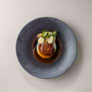 季節ごとに料理内容を変更しております。