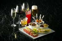 来店時間　平日限定17：00～21：00IN（L.O.90分／120分制）
ご利用人数　10名様～20名様

※土日祝・特別催事期間は除外といたします。
※前日までに要予約
※カバーチャージ込みの価格となります。