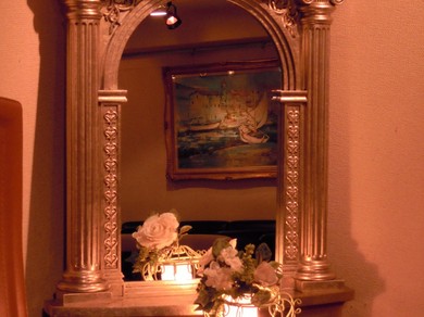 ヨーロピアンテイストのサロンはオシャレなパーティダイニング