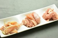 （鶏ナンコツ、鶏もも肉、せせり）