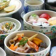 1日20食限定の遊膳です。
茶わん蒸し・天ぷら・吸物・デザート・珈琲

