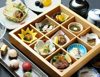美しい彩九品膳が自慢！ぜひご利用くださいませ。

