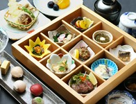 美しい彩九品膳が自慢！ぜひご利用くださいませ。
