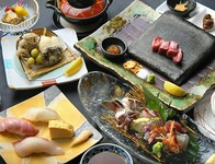 お昼にも夜のご宴会にもご利用いただけます。お祝い事やご法要後のお食事に最適！