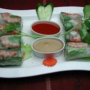 人気のベトナム料理にエスニックドレッシングをかけてて。ノンオイルなので、あっさりしています。