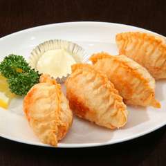 エビがぎっしり詰まった『あげ餃子』