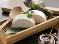 手作りよせ豆富～奄美の珊瑚塩とワサビで～