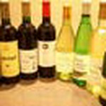 グラス・デキャンタ 780円～2,600円
［原産国］フランス
［タイプ］赤