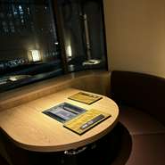 ソファーシートで、特別な夜をお過ごし下さい。