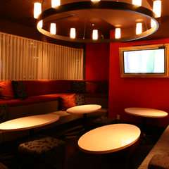 カラオケ設備がついているので、みんなで盛り上がれます