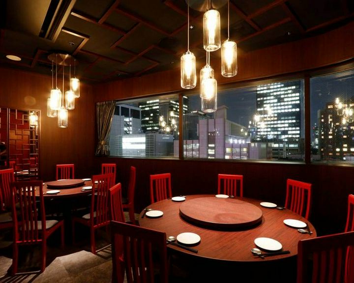 ”銀座の夜景を独占”する円卓の【完全個室】