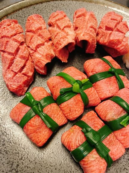 予約者のみが食べることができる贅沢。一度食べたらやみつきになる『タン巾着』