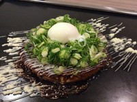 人気の鉄板焼き、お好み焼き、もんじゃ焼き、焼きそばまでついた大変お得なコースです!!!