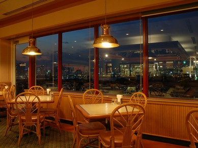 お台場で夜景のきれいなレストラン 焼肉 ステーキ クリスマスディナー特集 ヒトサラ